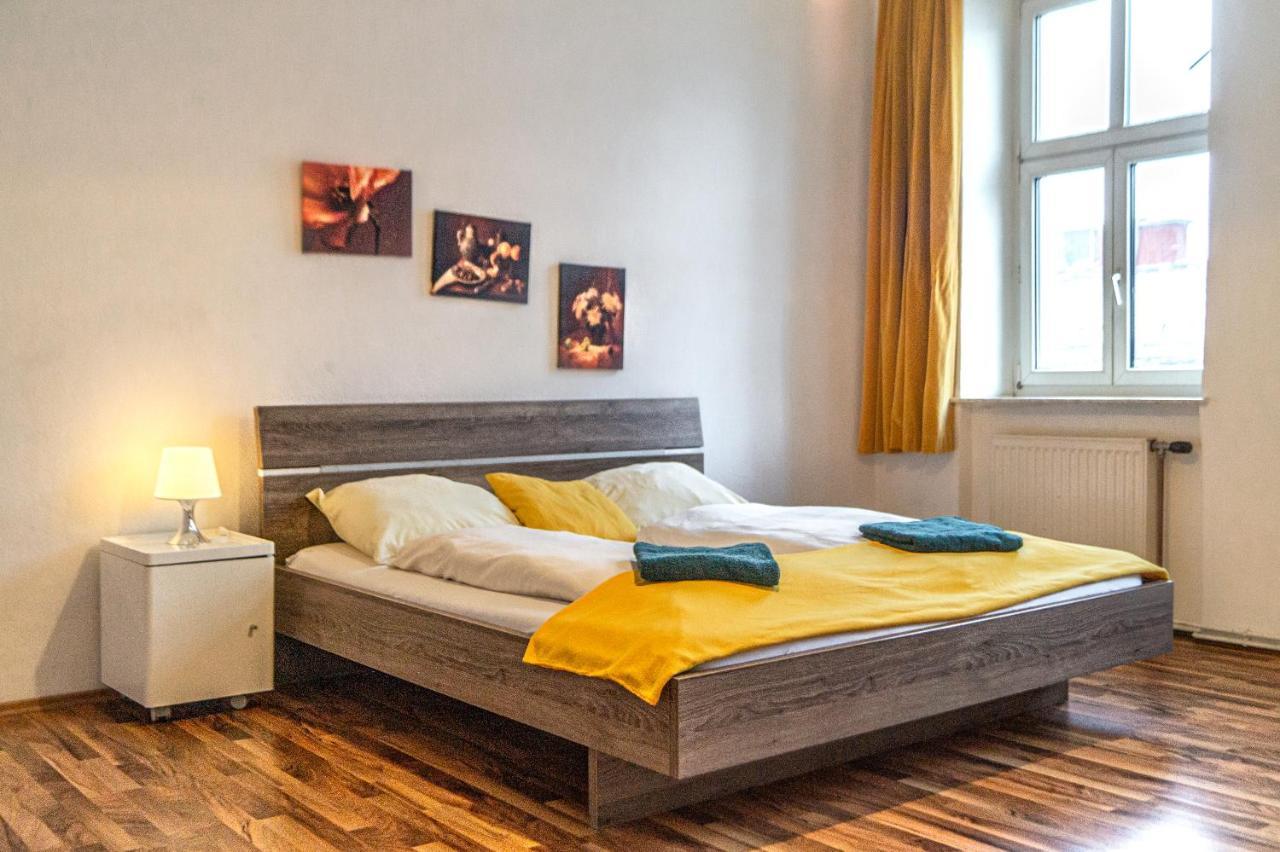 Comfy 2Br- Apartment Near Wiener Stadthalle Exterior photo